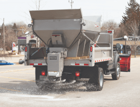 Western Marauder 5 Yard Helixx Auger Hopper S500A 9 Ft Salt Spreader Stainless Steel Electric 