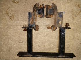 Used 17139 Meyer Plow Mount 1999-2010 K2500, K3500 Silverado Sierra Chevy GMC 4x4 MDII-EZ Plus Mount