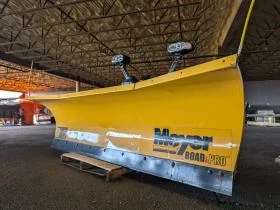 NEW Demo 9' Meyer Road Pro 32 Series Contractor Snow Plow Plus mount round plug 