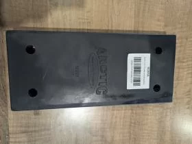 10208 Arctic Poly Sectional Pusher Box Rubber Block LD Plow Puck