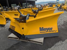 New Complete 9'6 Meyer Super SV2 Plus Plow V-Plow Round Plug