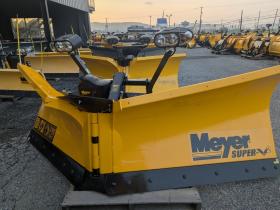 New Demo 10'6 Meyer Super SV2 Plus Plow V-Plow  Round Plug