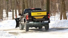 Snowex spreader sp-1575