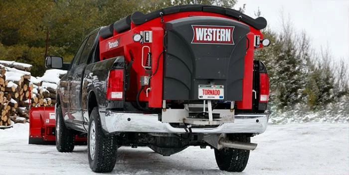 Western Tornado spreader