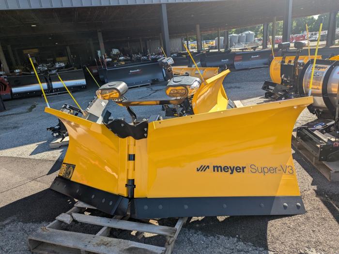 New Demo Meyer 9'6 Steel SV3 V Plow Heated LED Lights