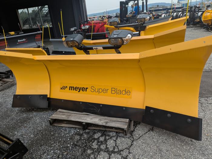 New Meyer super Blade plow Expandable plow LED lights  