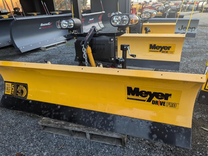 New Scratch and dent Meyer 6'8 Drive Pro SOS IM 6'8 Personal Plow